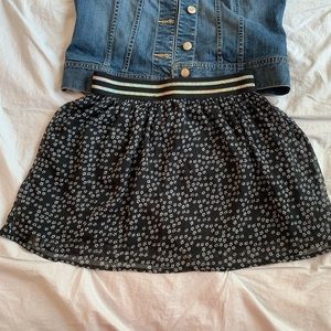 Old Navy Star/navy skirt